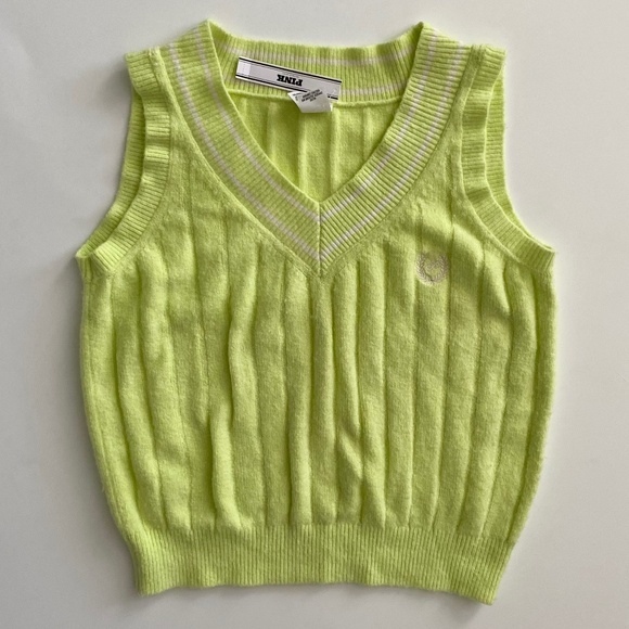 PINK Victoria's Secret Sweater Vest Nwt Knit Lime Green V-Neck - Picture 1 of 3